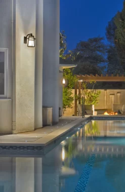 Calistoga Outdoor Wall Light