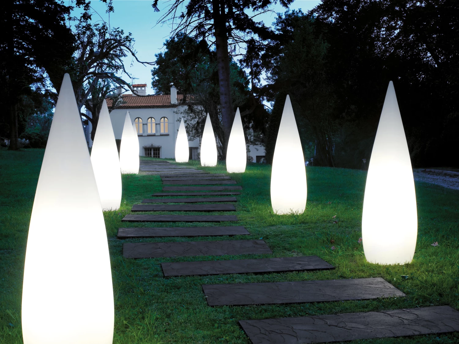 Kanpazar Outdoor Floor Lamp 2 Kanpazar Outdoor Floor Lamp - Image 2