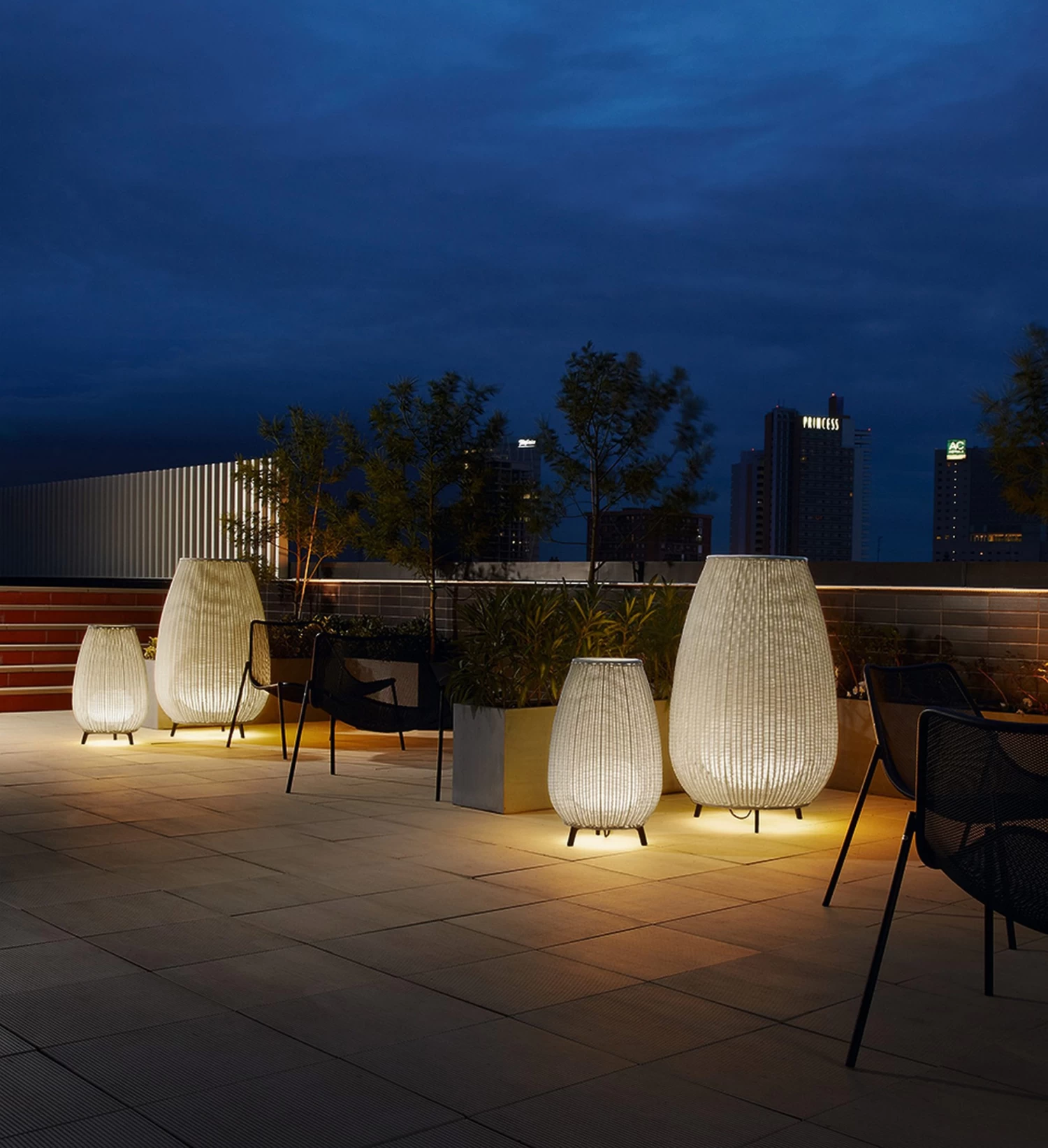 Amphora Outdoor Plug-in Floor Lamp 10 Amphora Outdoor Plug-in Floor Lamp - Image 10