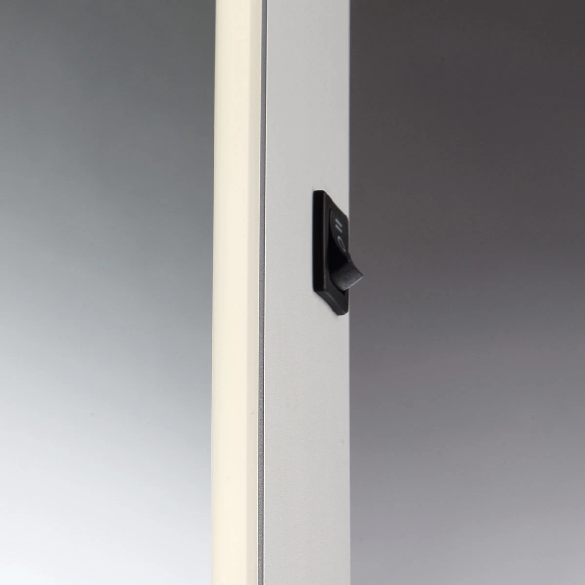 Lumo Color Select LED Mirror 3 Lumo Color Select LED Mirror - Image 3