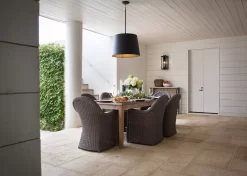 Weymouth Outdoor Wall Sconce -Fashion Lighting hin weymouht outdr1