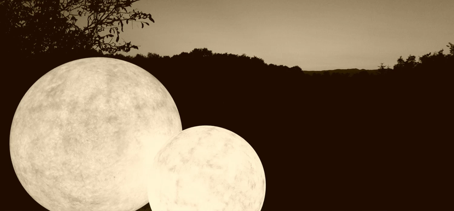 Luna T.Moon Table Lamp 5 Luna T.Moon Table Lamp - Image 5