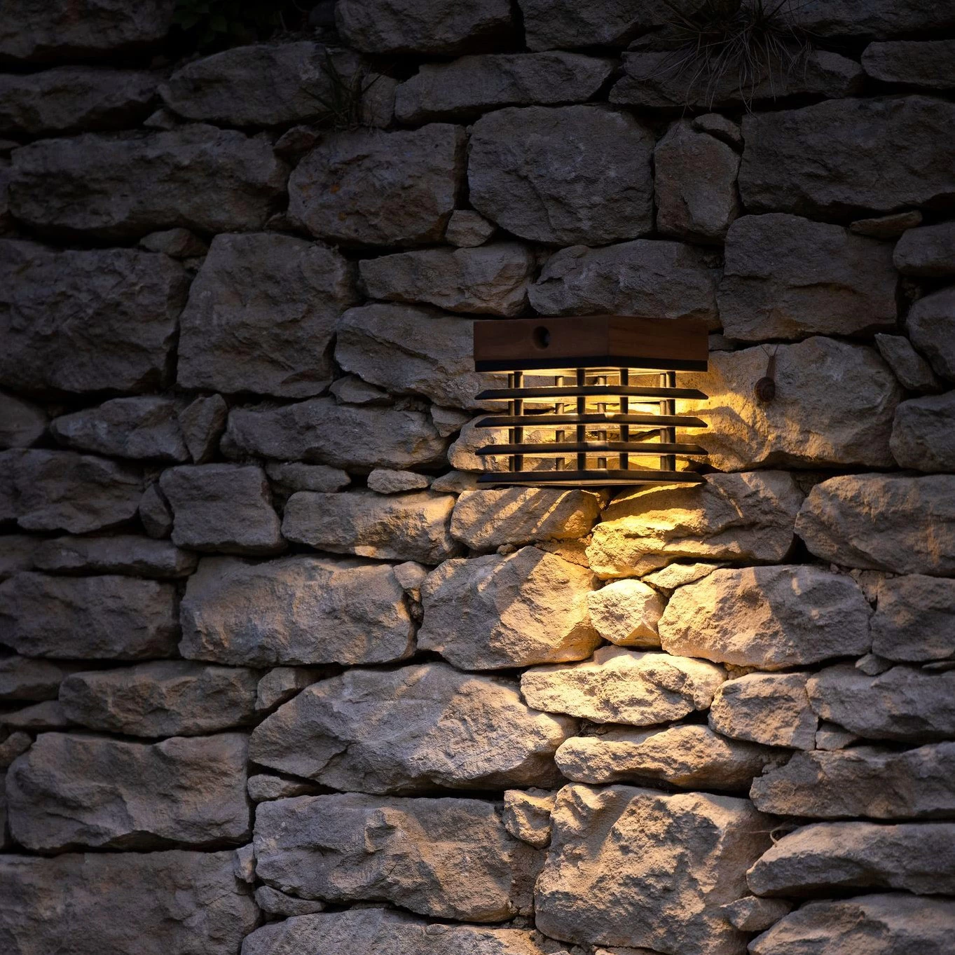 Tekura Outdoor Solar Wall Sconce 3 Tekura Outdoor Solar Wall Sconce - Image 3