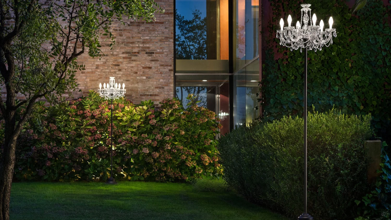 Drylight Outdoor Floor Lamp 4 Drylight Outdoor Floor Lamp - Image 4