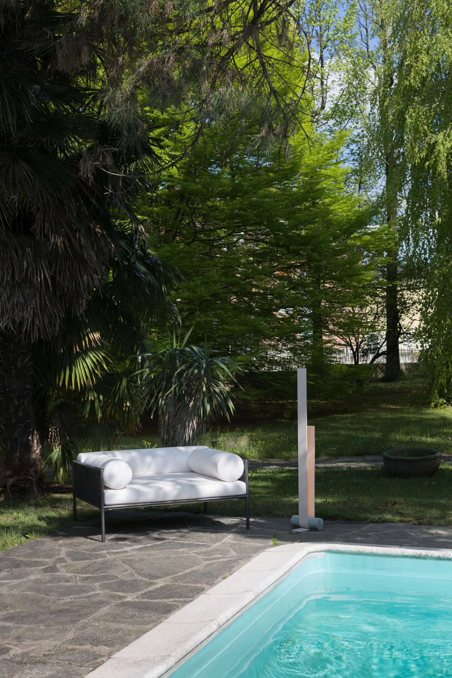 Nastro Outdoor Curved Floor Lamp 5 Nastro Outdoor Curved Floor Lamp - Image 5