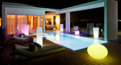 Tango Portable Bluetooth Indoor / Outdoor LED Flower Pot