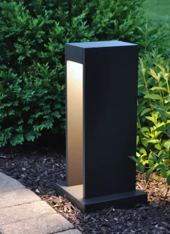 Syntra 12V Path Light With Stake Mount Kit -Fashion Lighting tech 482436 bz addtl img